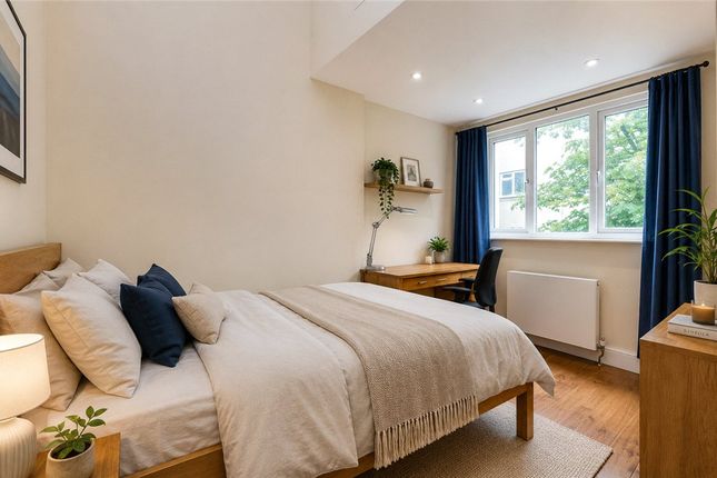 57 Courtside, 47-49, Penywern Road, London photo 4