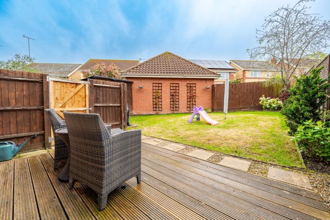Semi-detached house for sale in Bulrush Close, Braintree