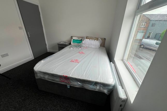 3-bed terraced on 357 Ruxley Road, Stoke-on-Trent, £40/mo