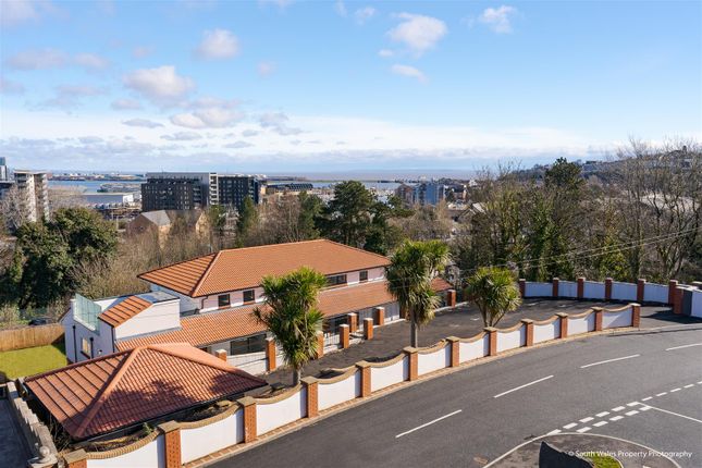 Town house for sale in Bay View, Old Barry Road, Penarth