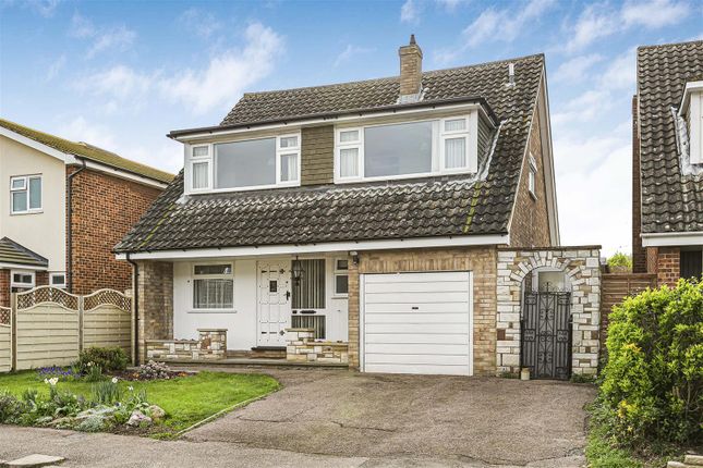 Thumbnail Detached house for sale in Cherry Drive, Royston