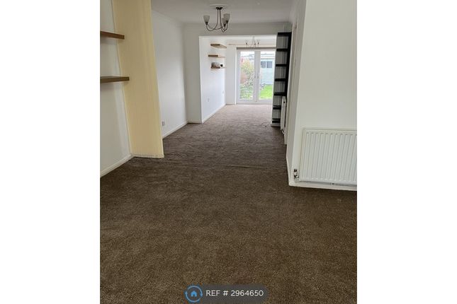 Lovatt Drive, Bletchley, Milton Keynes photo 4