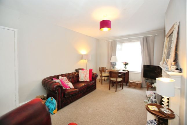 81, Station Road, Cardiff photo 5