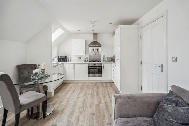 Flat for sale in Grange Road, Chalfont St. Peter, Gerrards Cross