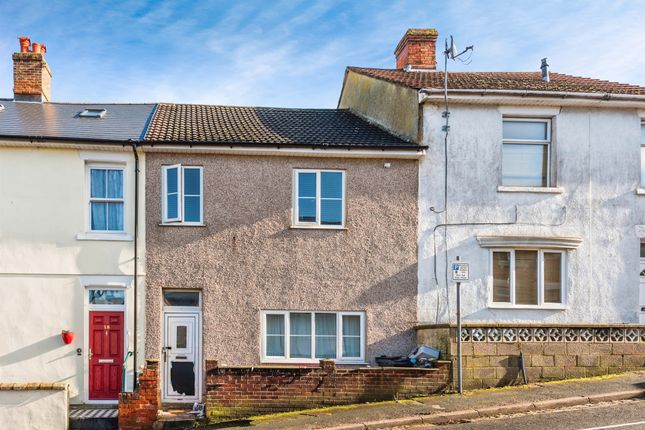 5-bed terraced on 17, Dover Street, Swindon, £240,000