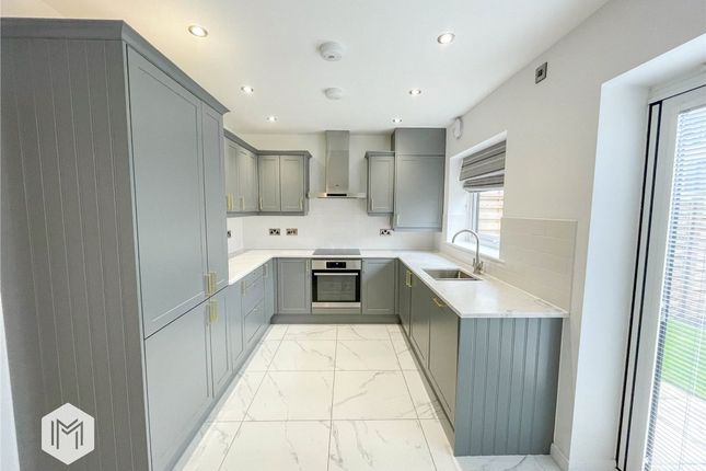 4 Bleaklow Court, Bury photo 2