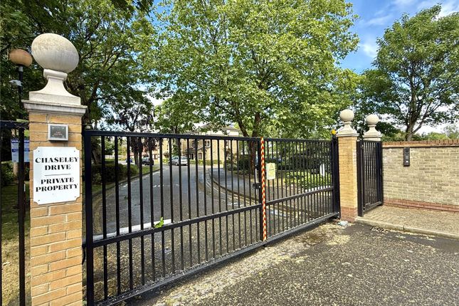 30 Constable Court,, Chaseley Drive, London photo 2