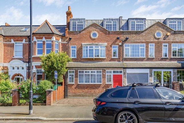 Thumbnail Property to rent in Woodwarde Road, London