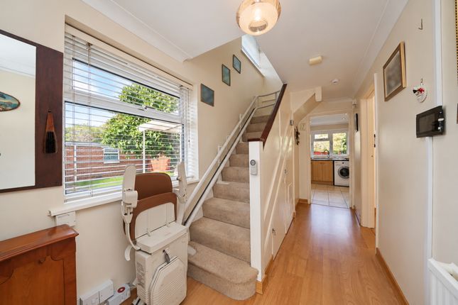 23 mobray road, aylesbury photo 4
