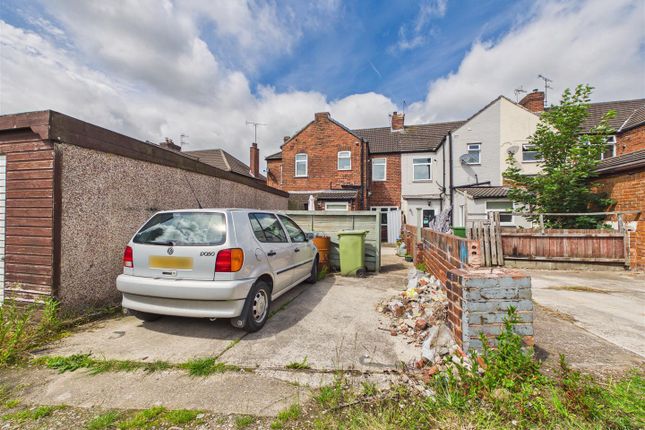 29, Sutton Hall Road, Chesterfield photo 2