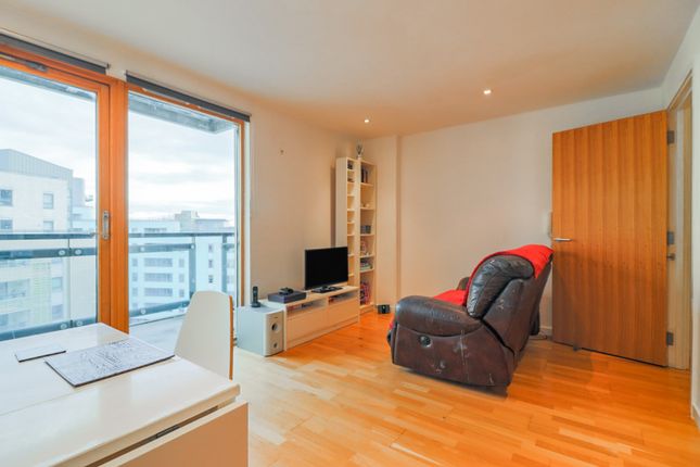 Flat for sale in Crown Point Road, Leeds