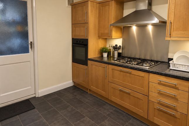 23 Kildoran Road, London photo 2