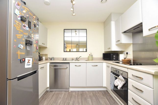 6 Ludlow Court,, Frome Road, Somerset photo 4