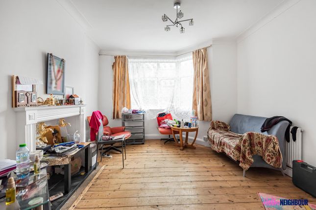 Terraced house to rent in Hale Grove Gardens, London