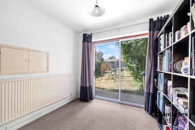 14, Severns Field, Epping photo 4