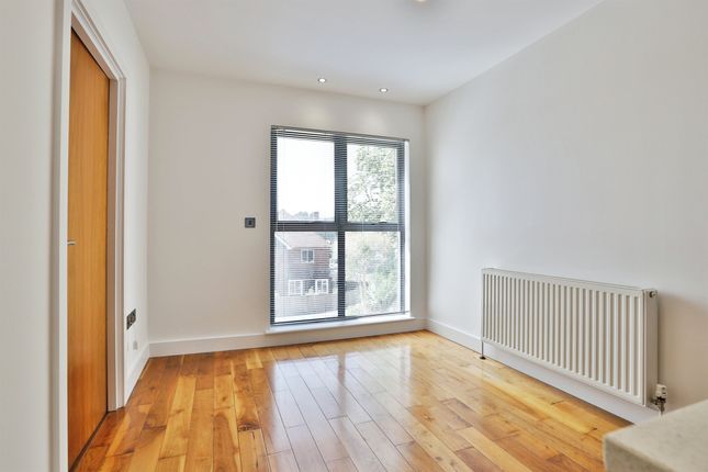 Flat 8, Aspiration, 3, Glenair Road, Poole photo 4