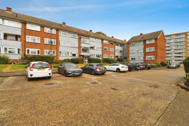 Two Double Bedroom Ground Floor Flat To Rent