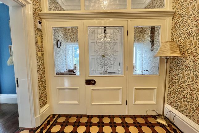 Entrance Porch &amp; Hall