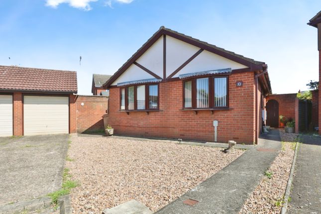 Thumbnail Bungalow for sale in Woodmarketgate, Hedon, Hull