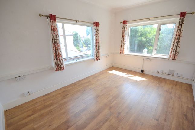 26 Stokewood Road, Bournemouth photo 2