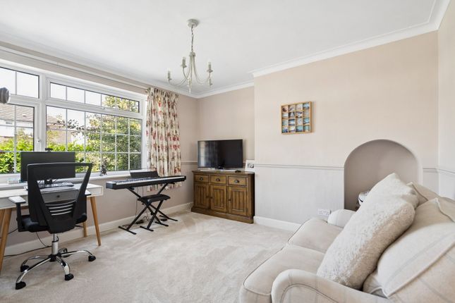 43, Brook Drive, Harrow photo 4