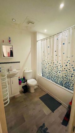 Harrowdene Road, Wembley photo 5