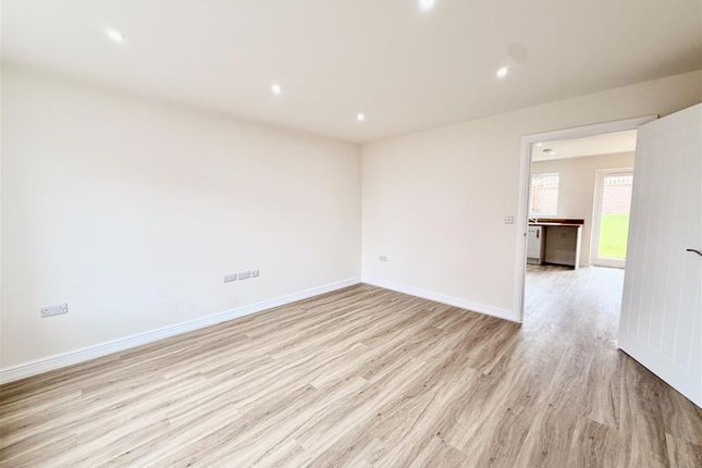 Plot 11 Blackbrook Meadow, Oakley Road, Loughborough photo 2