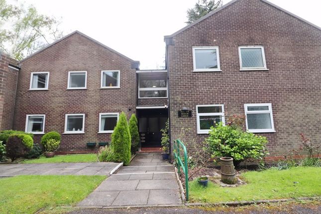 Flat for sale in Beech Lodge, Roe Green Avenue, Manchester