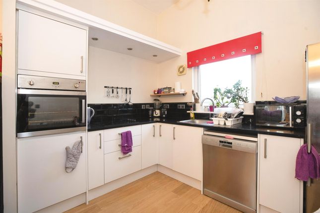 Flat for sale in Follager Road, Rugby
