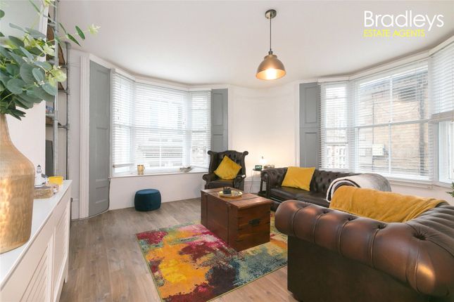 Flat 2,, Green Court, St. Ives photo 2