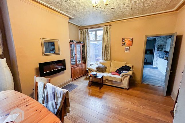 80 Somerset Road, Bolton photo 3