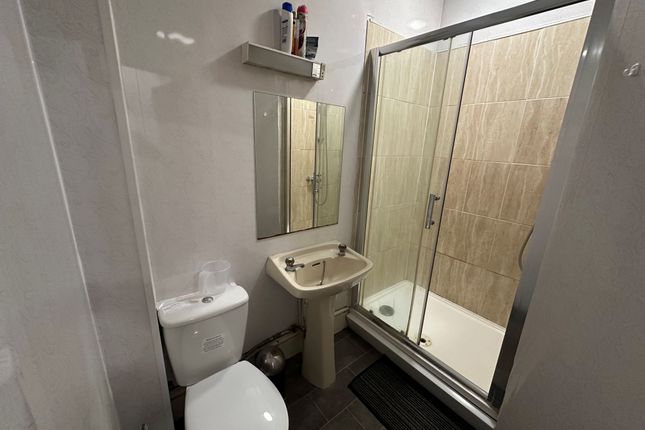 62, Leamington Spa photo 4