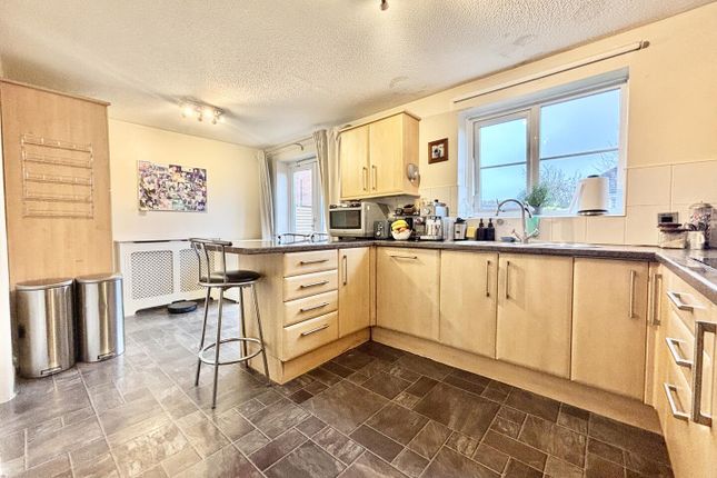 2, Cedar Ridge, Leeds photo 2