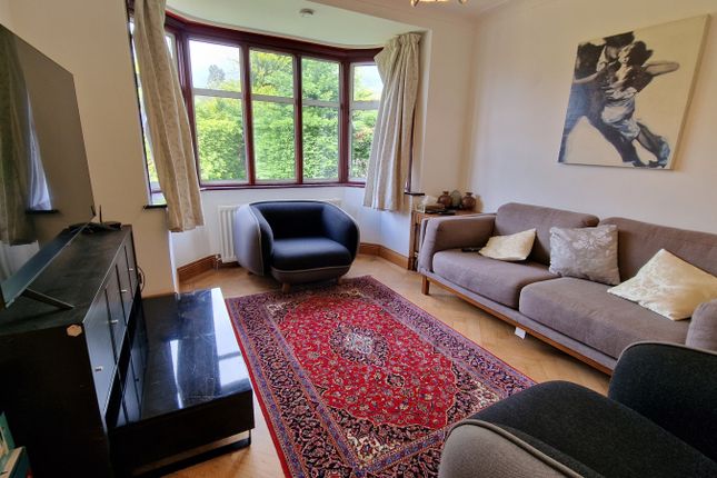 56, Selvage Lane, London photo 3