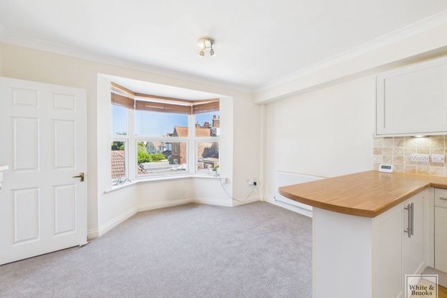 Flat 4, 56 Richmond Avenue, Bognor Regis photo 2
