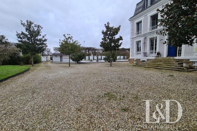 Thumbnail Detached house for sale in Street Name Upon Request, Soisy-Sur-Seine, Fr