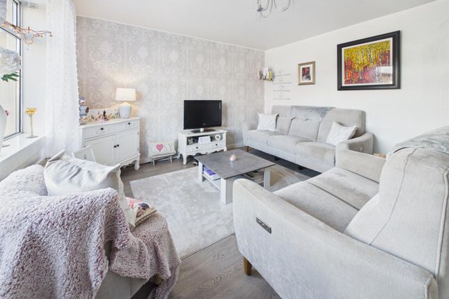 31, Springbank Road, Paisley photo 3
