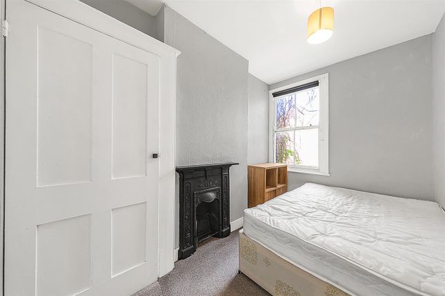 Terraced house to rent in Fenham Road, Peckham, London