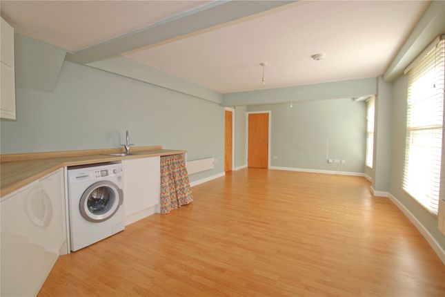 Flat 1, 23, Silver Street, Wiltshire photo 4