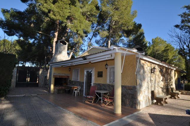 Villa for sale in 30510 Yecla, Murcia, Spain