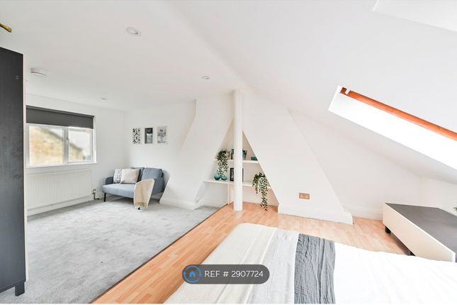 Strathleven Rd, Clapham photo 5