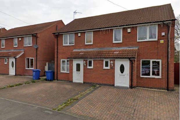 Semi-detached house to rent in Broomhill Lane, Mansfield
