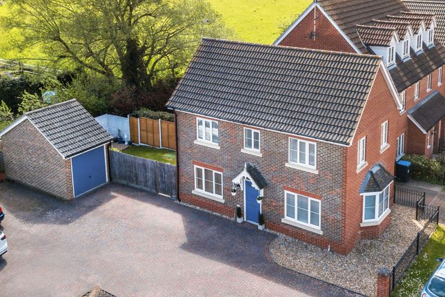 Homes For Sale In Lingfield Buy Property In Lingfield