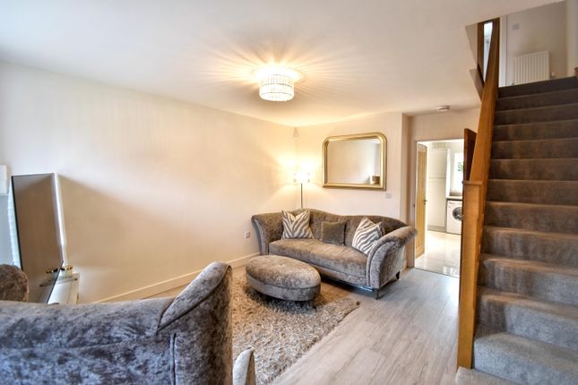10, Camellia Grove, Louth photo 2