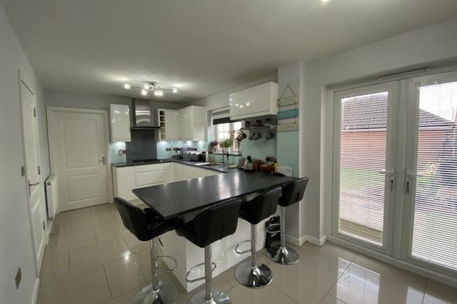 41, Fairbairn Way, Chatteris photo 4