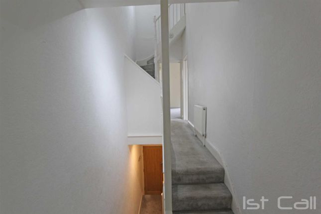 28a, Avenue Road, Westcliff On Sea photo 3