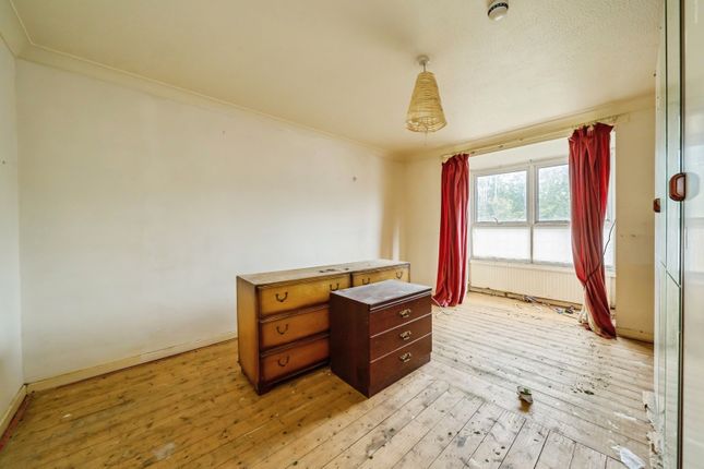 138, Heather Close, Warrington photo 4