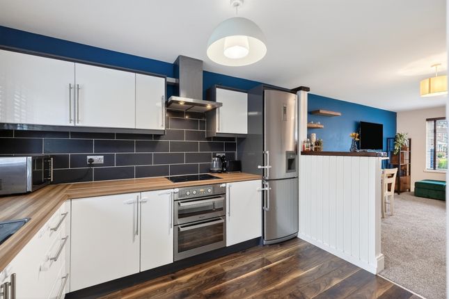 10a, Greenhill Drive, Paisley photo 3
