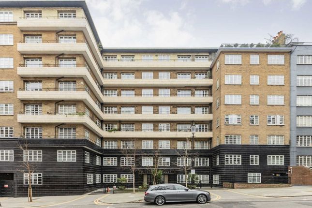 Thumbnail Flat to rent in Vicarage Gate, London