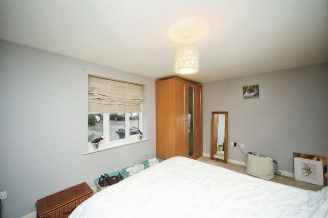 Flat for sale in Massingham Park, Taunton